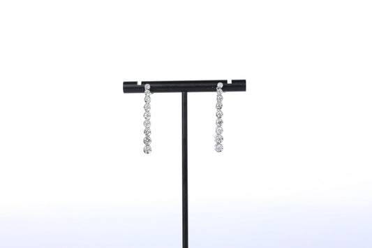 Clyde Duneier (CID) 18k White Gold 9 Tier Drop Diamond Bezel Earrings