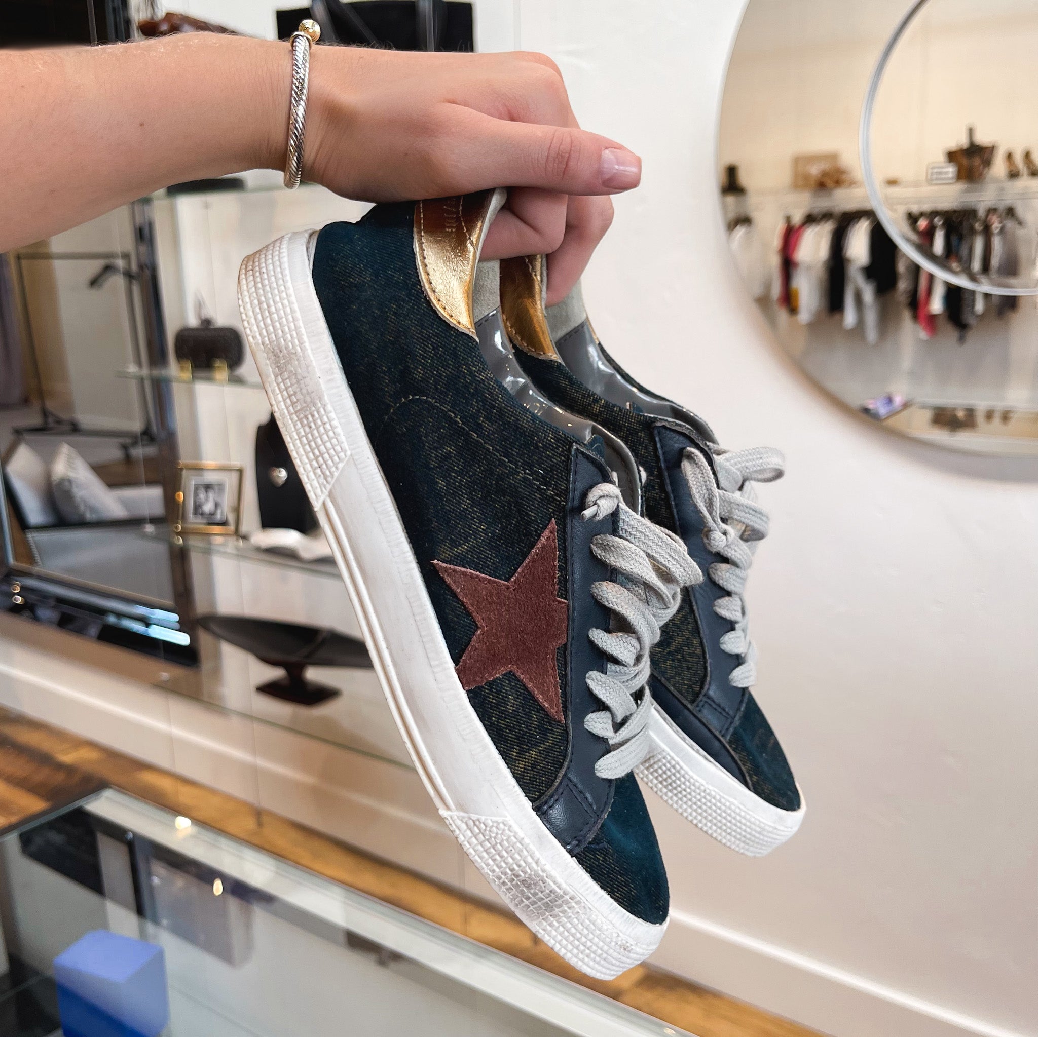 Golden Goose Sneakers - Kits, Kits boutique, Kits consignment, Kit's - women clothing, consignment, boutique, fashion, Denver, thrifting, thrift shop, designer, luxury, high-end, discount, deals